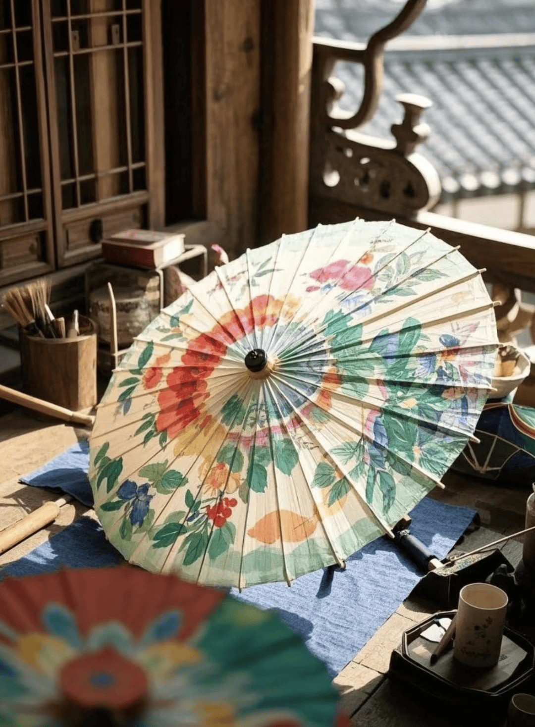 叹为观“纸” | 纸间江南：从油纸伞到笺纸清韵:油纸伞