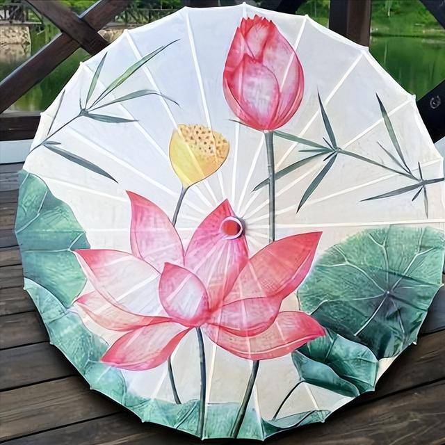 古代“油纸伞”是如何制作的？雨伞的工作原理<strong></p>
<p>油纸伞</strong>，竟然千年未变！:油纸伞